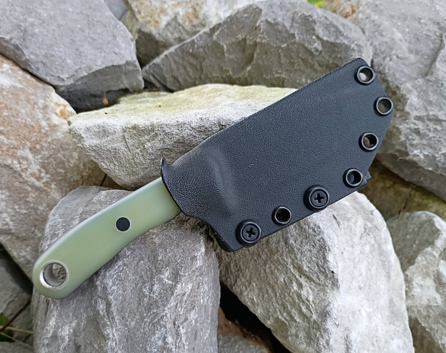 DC Drop Point - In Stock (Natural G10)